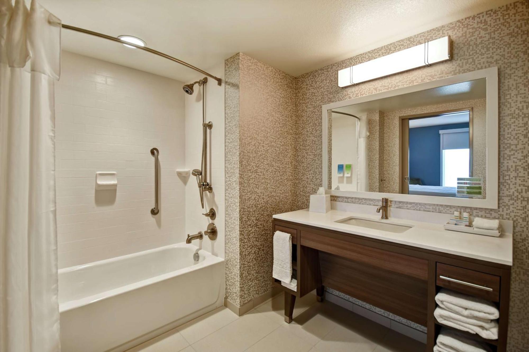 Home2 Suites By Hilton Terre Haute Exterior photo
