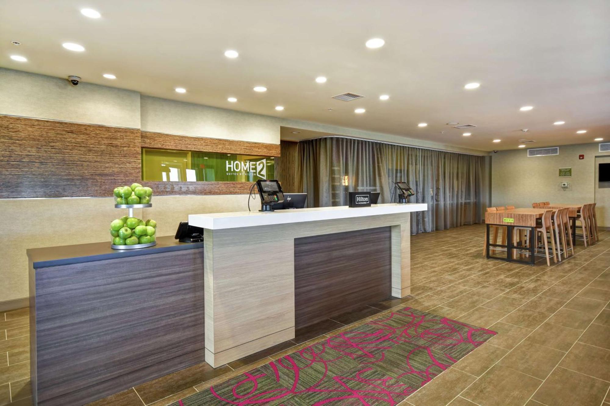 Home2 Suites By Hilton Terre Haute Exterior photo